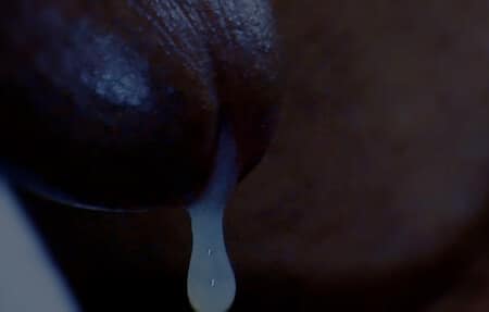 Ma part animale | Mon sperme gouttant de mon gland | Capture d'écran © David Noir 2012